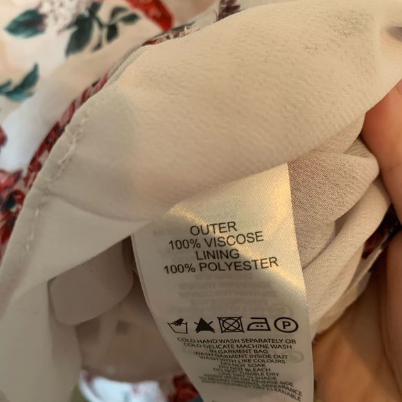 EVER NEW 100% VISCOSE FLORAL BLOUSE 21” PTP - Picture 6 of 7